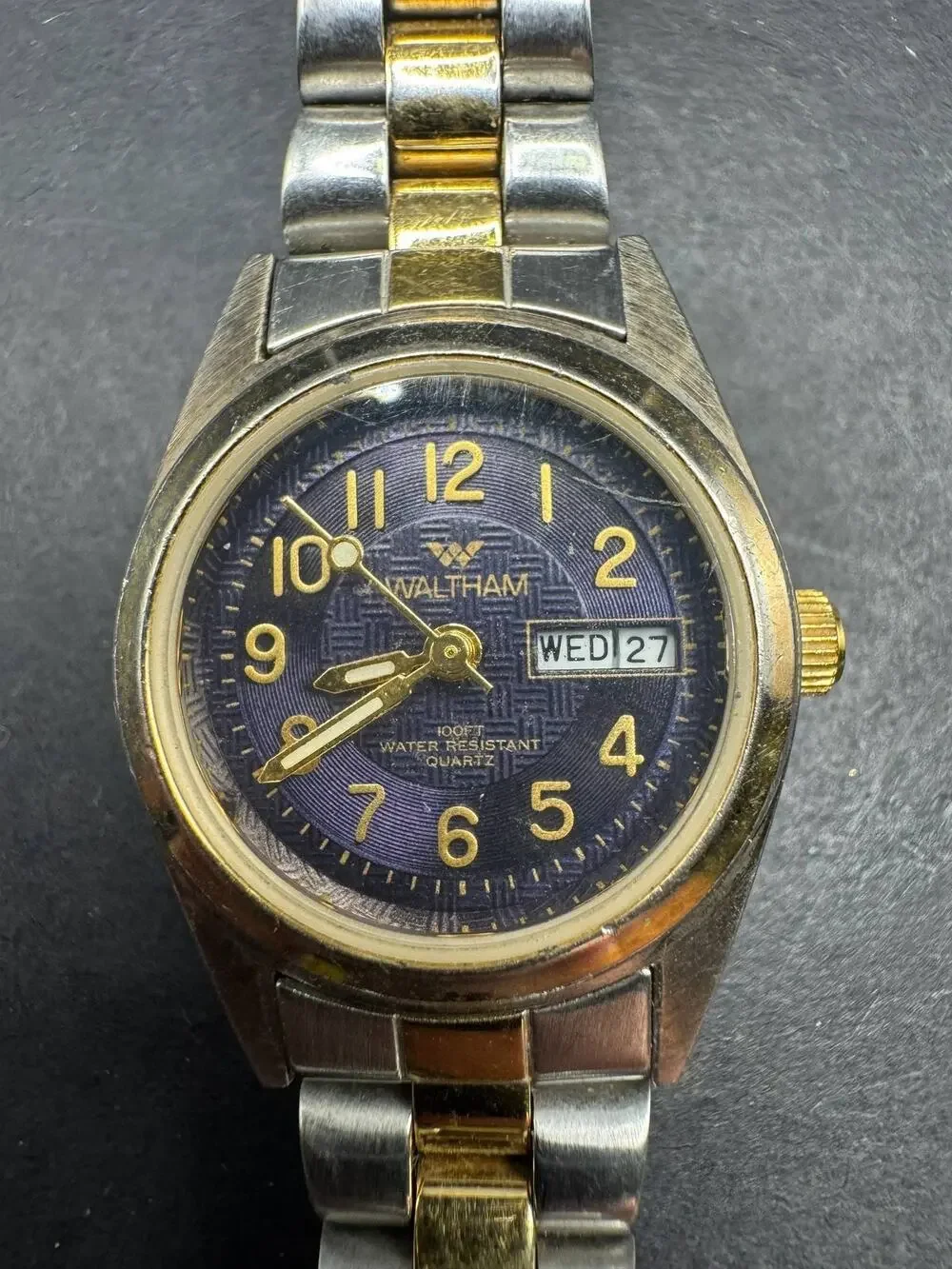 Waltham WK041 Two Tone Quartz Wristwatch Gold Silver Metal Band Day Date Dial